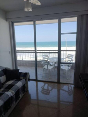 Apart hotel em frente à praia da Barra da Tijuca, com vista total do mar